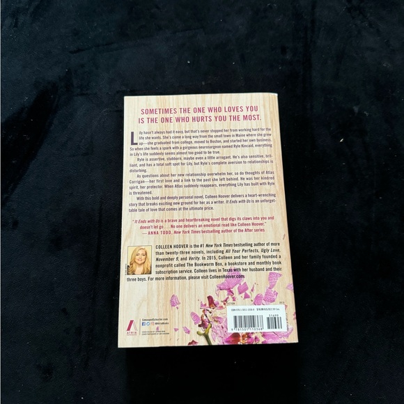 It Ends With Us Book - Picture 3 of 3